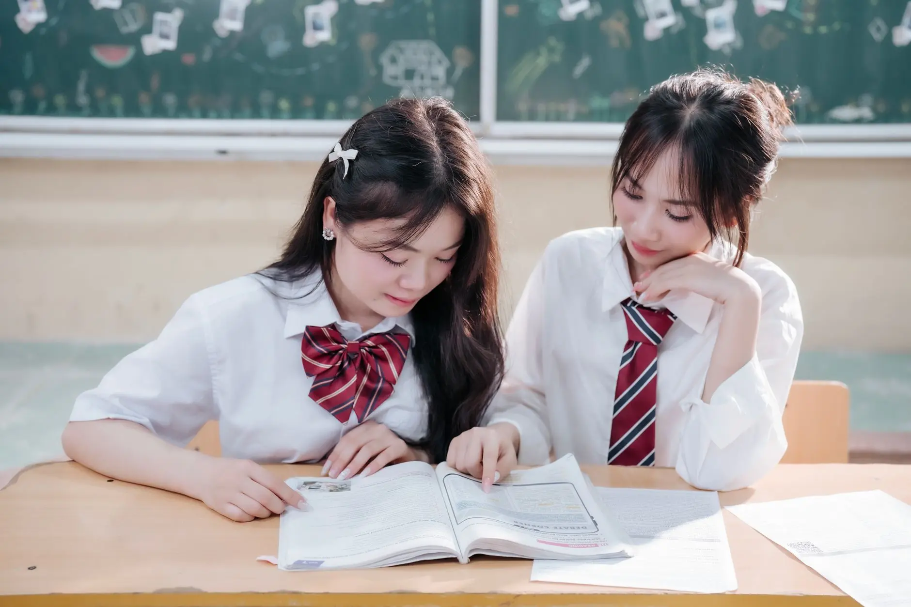 智慧教育背景下鞍山学校数字化教学设备选型要点解析