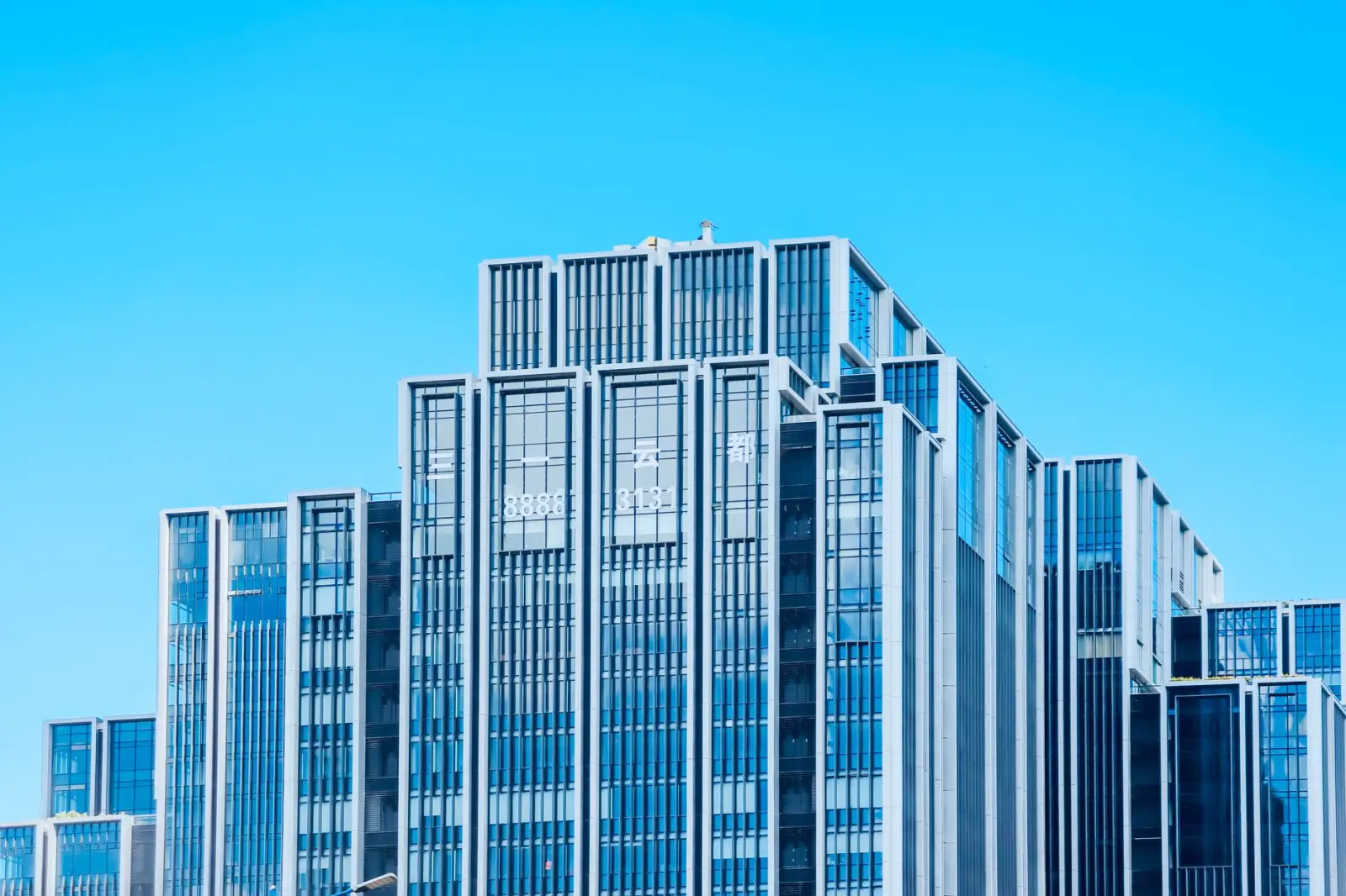 智慧教室建设中的数据采集与教学质量评估技术解析