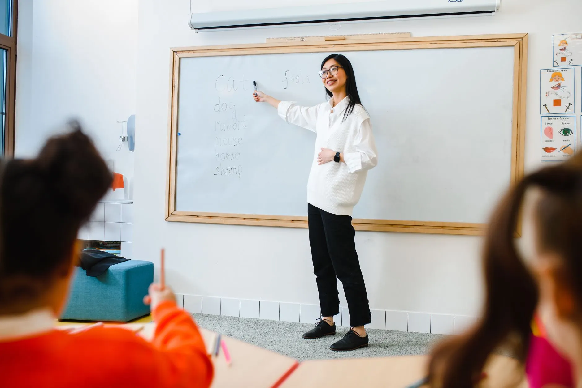 鞍山地区教育科技企业推动数字化教学设备升级趋势