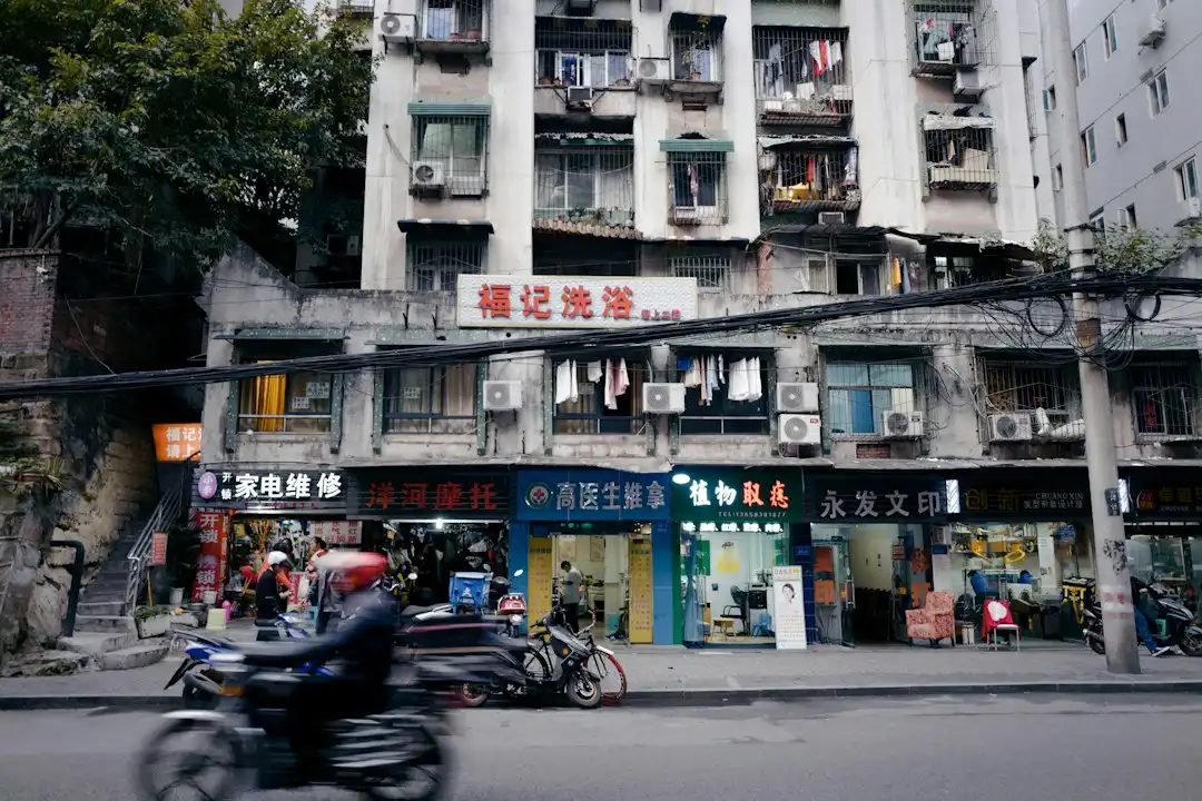 鞍山迈斯教育科技产品技术参数对比与适用场景解析